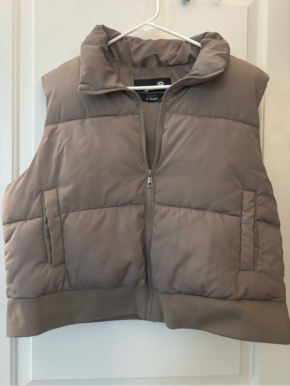Taupe Puffer Vest - Women's Sleeveless Jacket